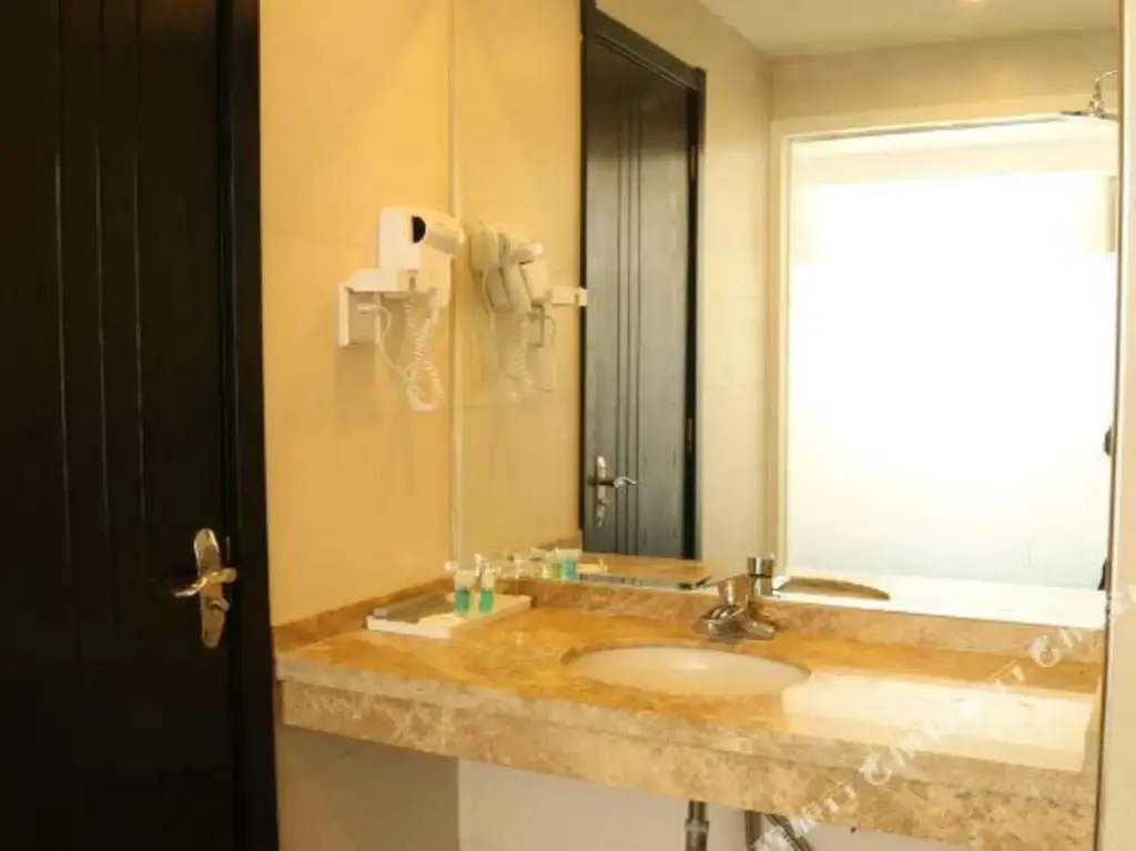 Чжанцзякоу: Davos Business Holiday Inn (Zhangjiakou Chongli Yuxing Road)