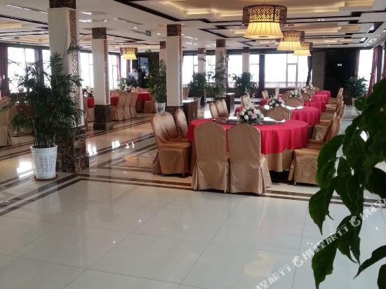 Таншань: Longxiang Garden Hotel