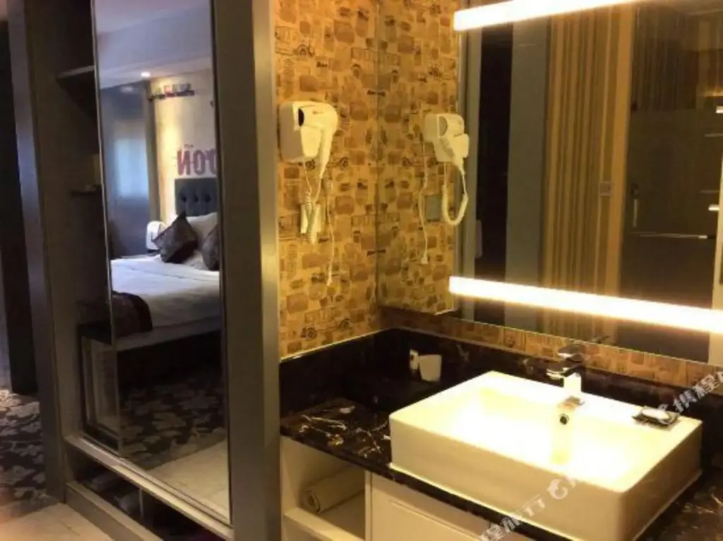 Тайкан: Jinghe Fashion Hotel