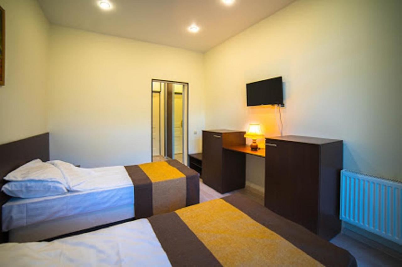 Сочи: Apartment Veronika in Pokrovsky Sochi