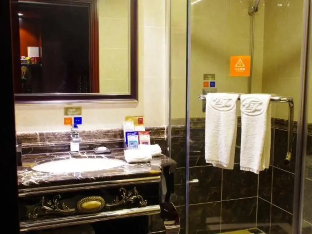 Урумчи: Urumqi Langui Garden Hotel