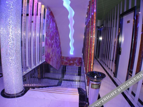 Шанхай: Xinjia Chain Hotel