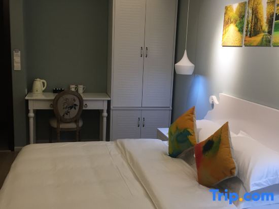Куньмин: Qing Niao Yi Shu Hotel