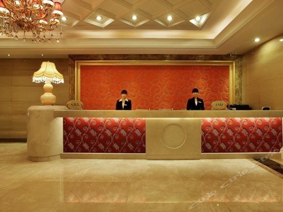 Чжаньцзян: Golden Splindid Hotel · VYNN（Zhanjiang Waterfront Promenade）