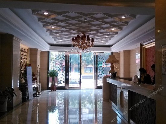 Чжаньцзян: Golden Splindid Hotel · VYNN（Zhanjiang Waterfront Promenade）