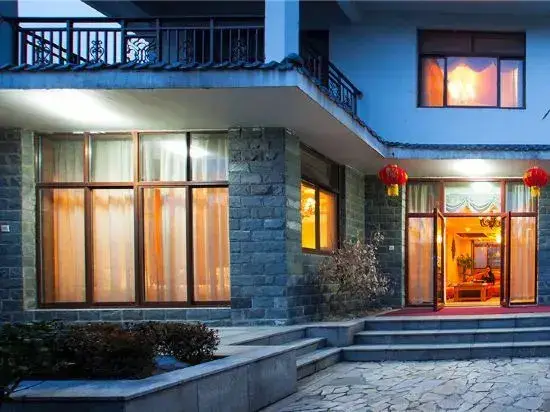 Линьи: Zhisheng Hot Spring Guest Reception Center (Zhisheng Hot Spring Resort No.1 Building)