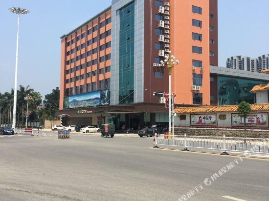 Шаньвэй: Luhe Guest Hotel