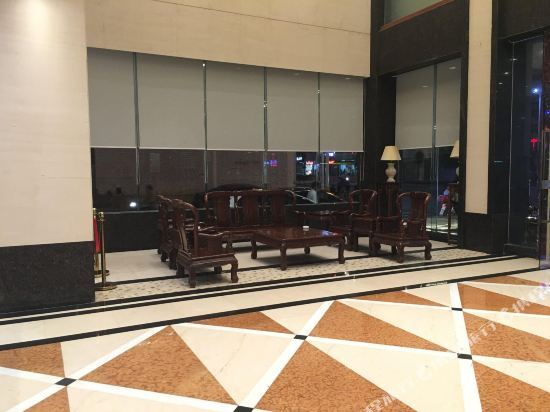 Шаньвэй: Luhe Guest Hotel