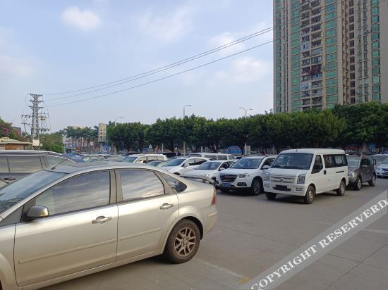 Гуанчжоу: Junlan Hotel (Guangzhou Xiajiao Metro Station)