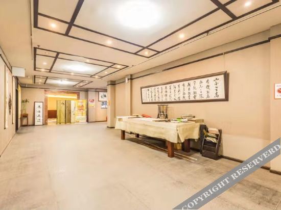 Гуанчжоу: Junlan Hotel (Guangzhou Xiajiao Metro Station)