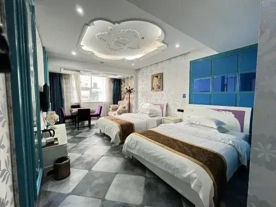 Эньши: Enshi Tianchengyuan Hotel