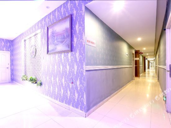 Наньчан: Nanchang Fengjing Business Hotel