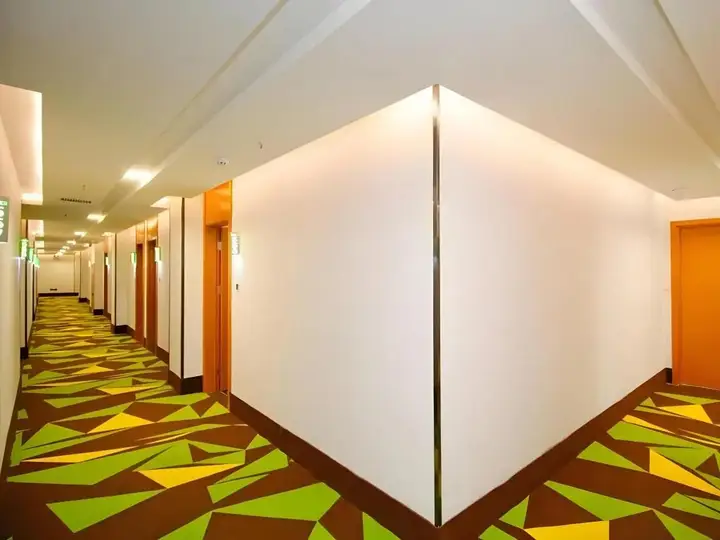 Хэфэй: Vatica HeFei Baishuiba BHG Hotel
