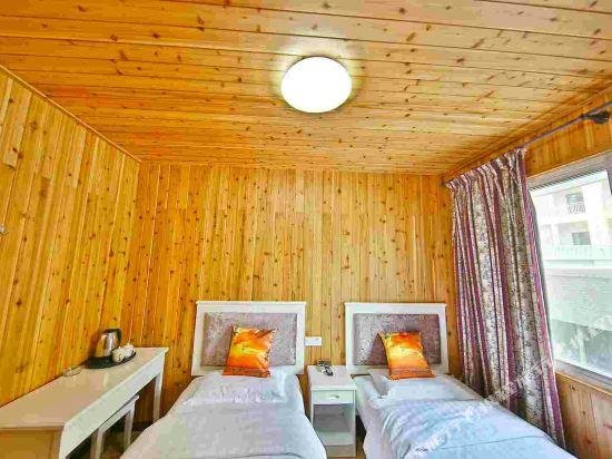 Лешан: Rushe Inn