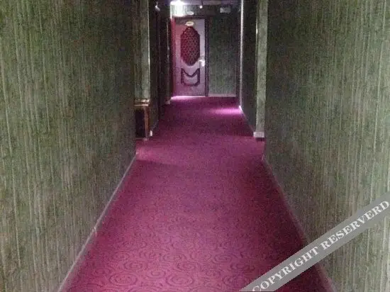 Yijia Business Inn — фото 1