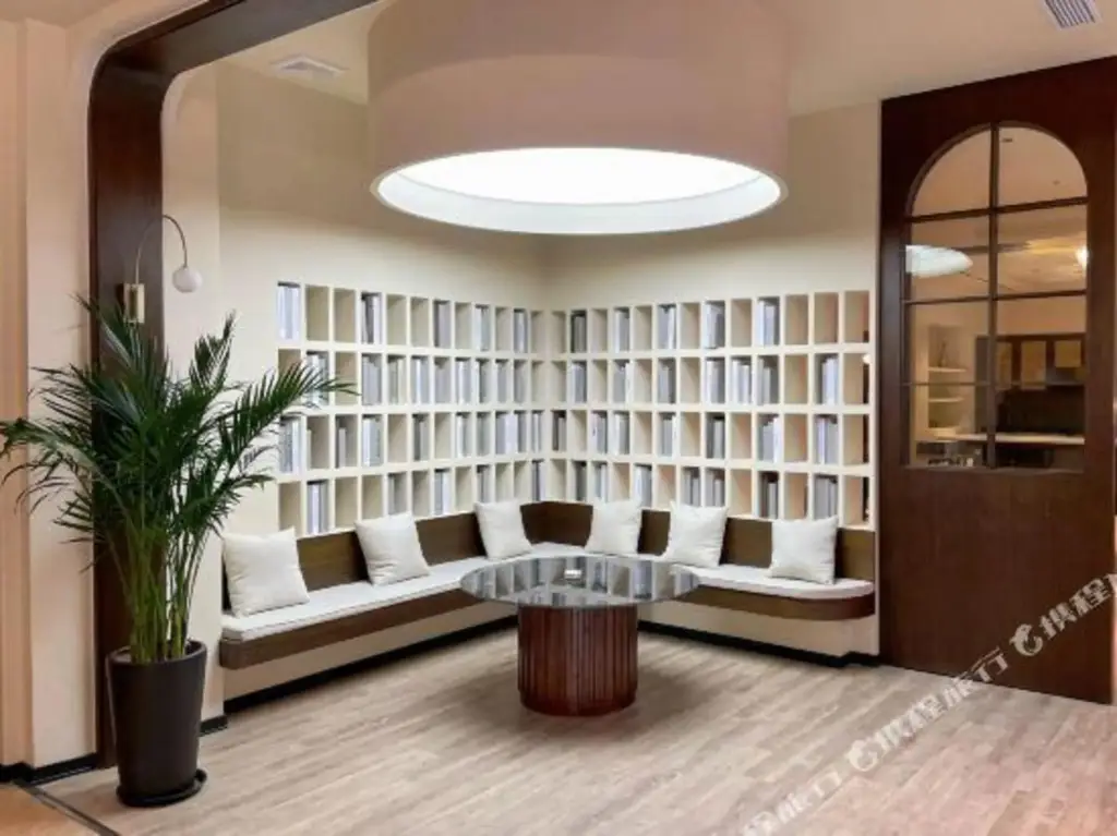 Цзинань: Shanghaoren·Quality Selection Hotel (Jinan Quancheng Square Qilu Hospital Branch)