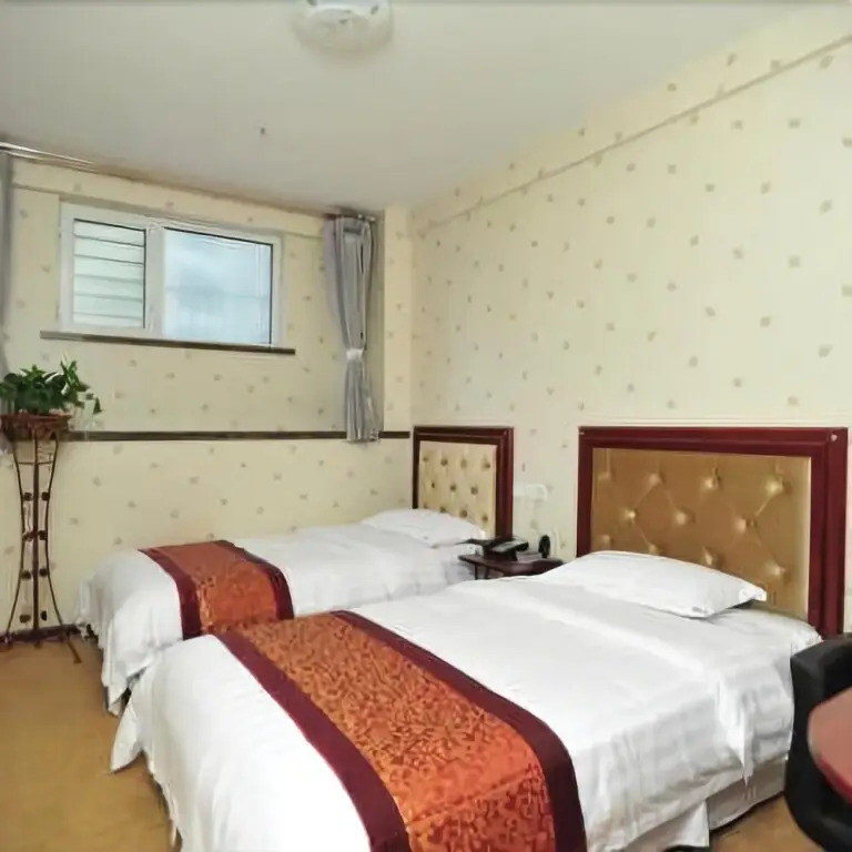 Циньхуандао: Yuqianchi Business Hotel