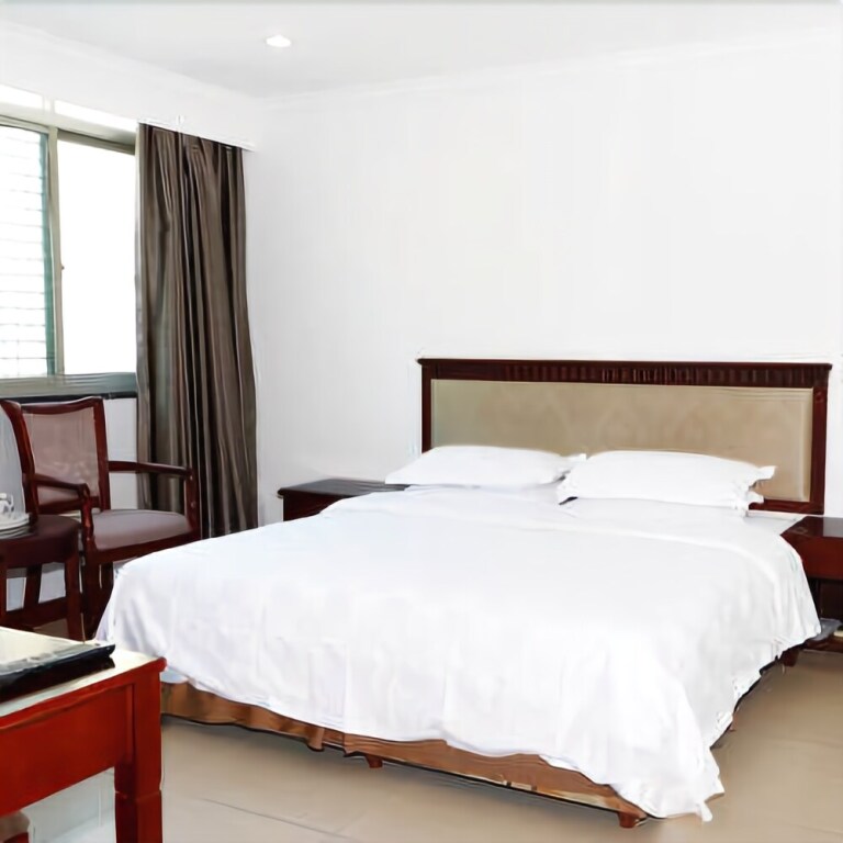Yinghua Hotel — фото 1