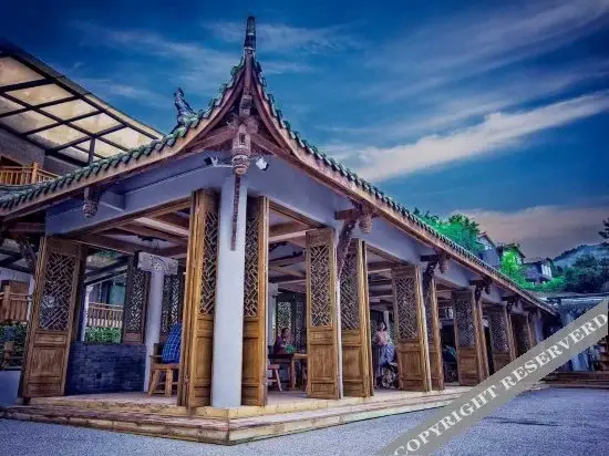 Чэнду: Youren Yashe Manor