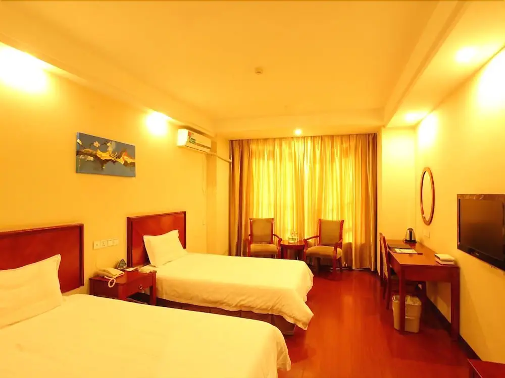 Нанкин: GreenTree Inn Nanjing South Railway Station North Square Hotel