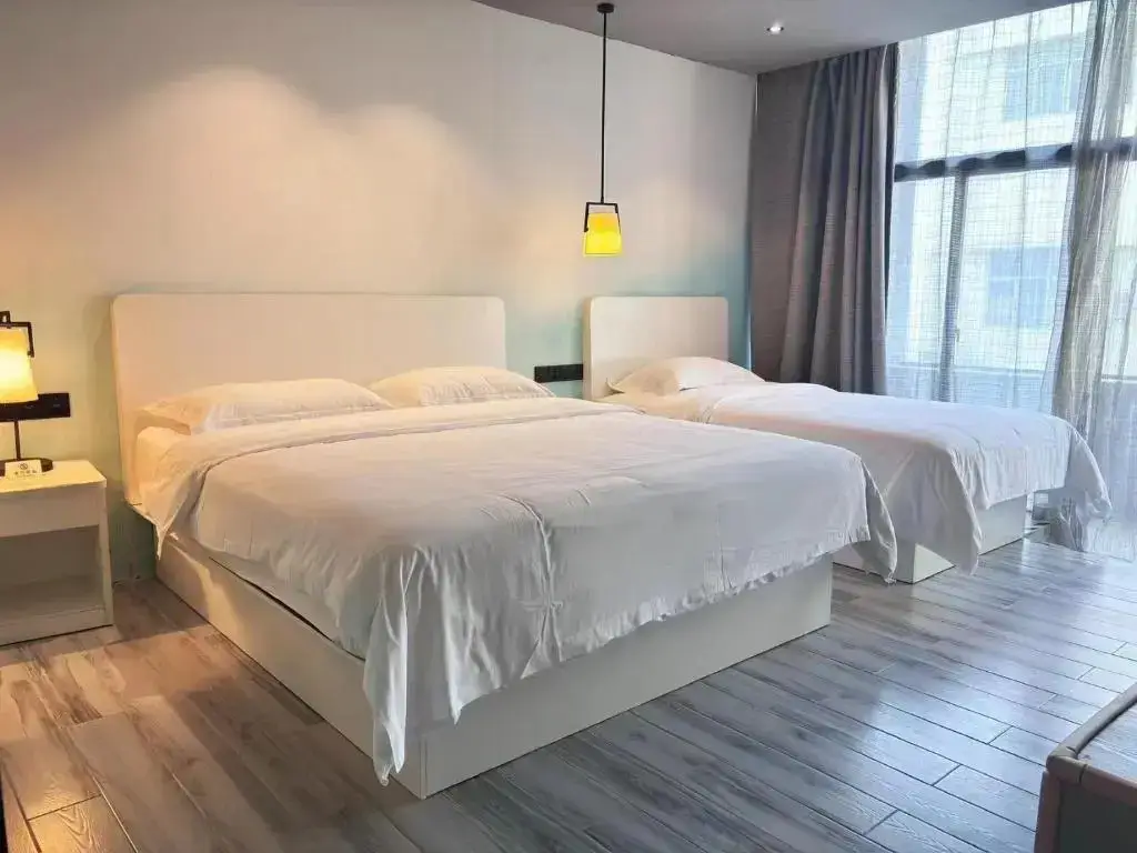 Шэньчжэнь: YueLanwan Seaside Resort Hotel