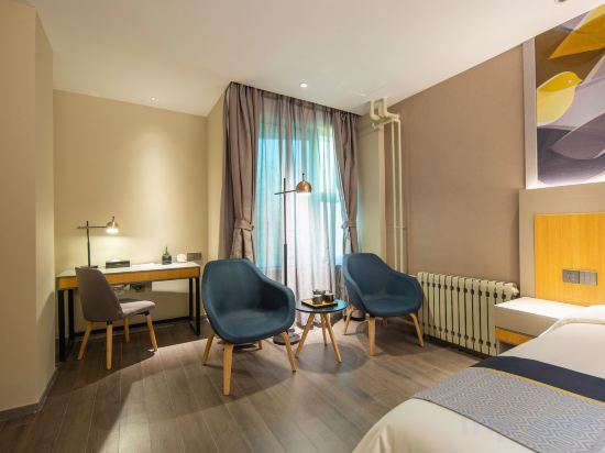 Цзинань: Homeinn Selected Hotel (Jinan Honglou Impression City Shandong University)