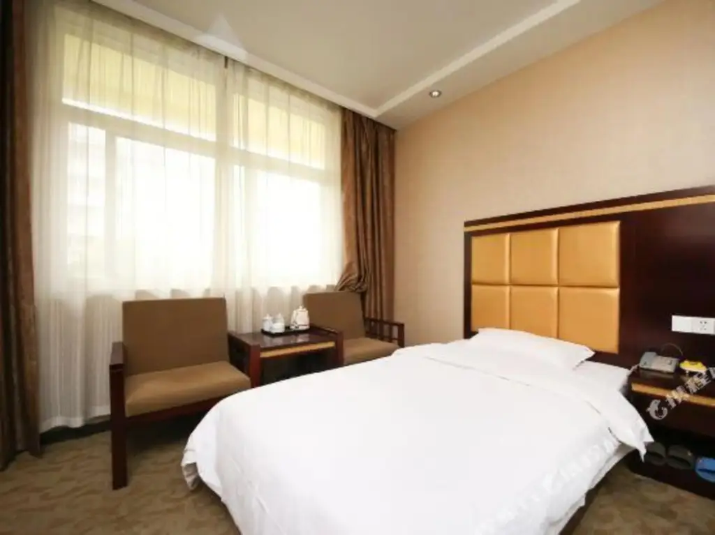 Fengqiyuan Hotel — фото 1