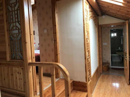 Хуаншань: Hongcun Yuetang Renjia Inn