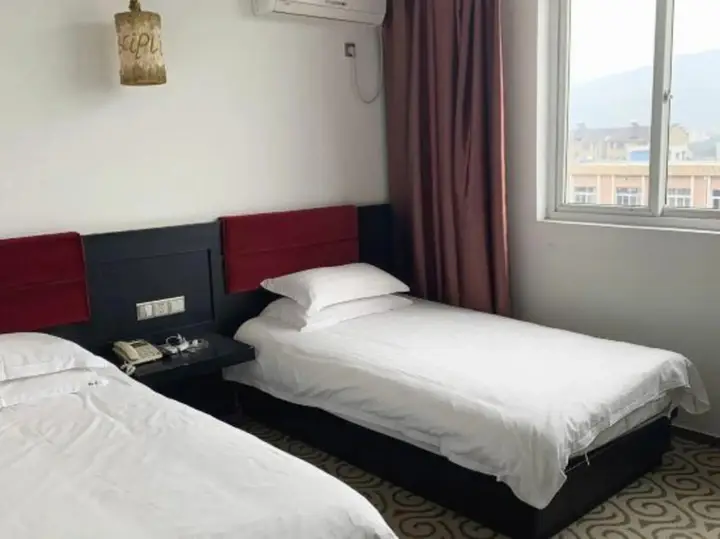 Нинбо: Hefeng Fashion Business Hotel