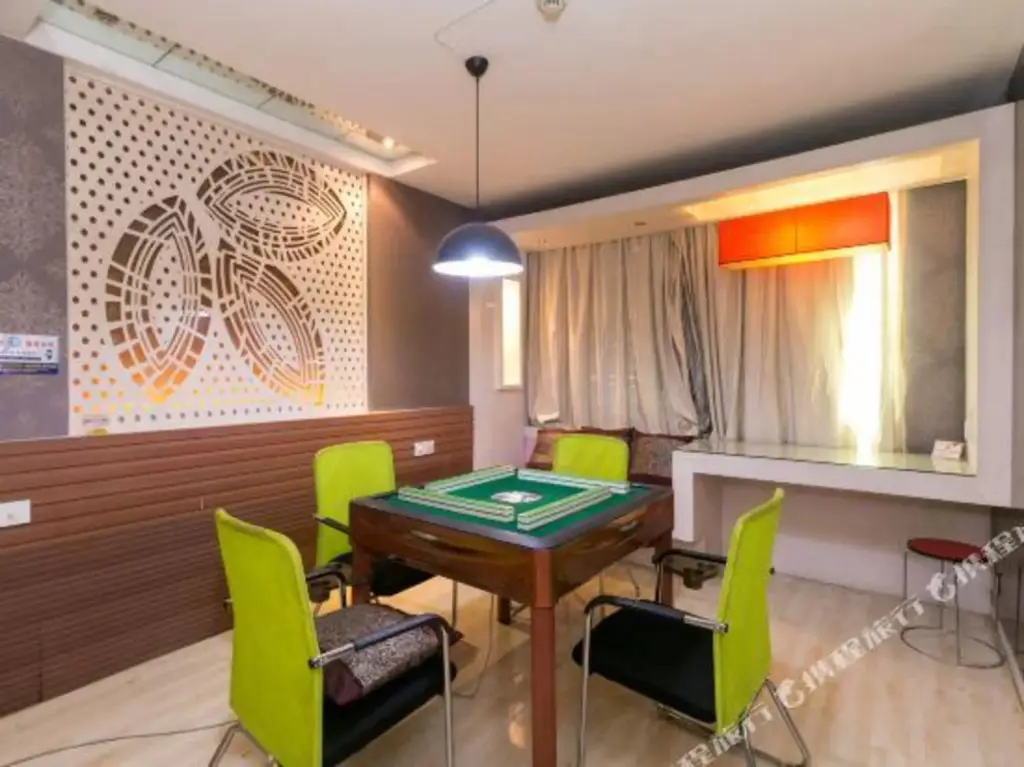 Иу: Yiwu Mingjing Hotel