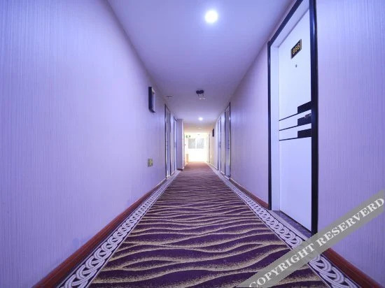 Чжэнчжоу: Yinglun Holiday Hotel
