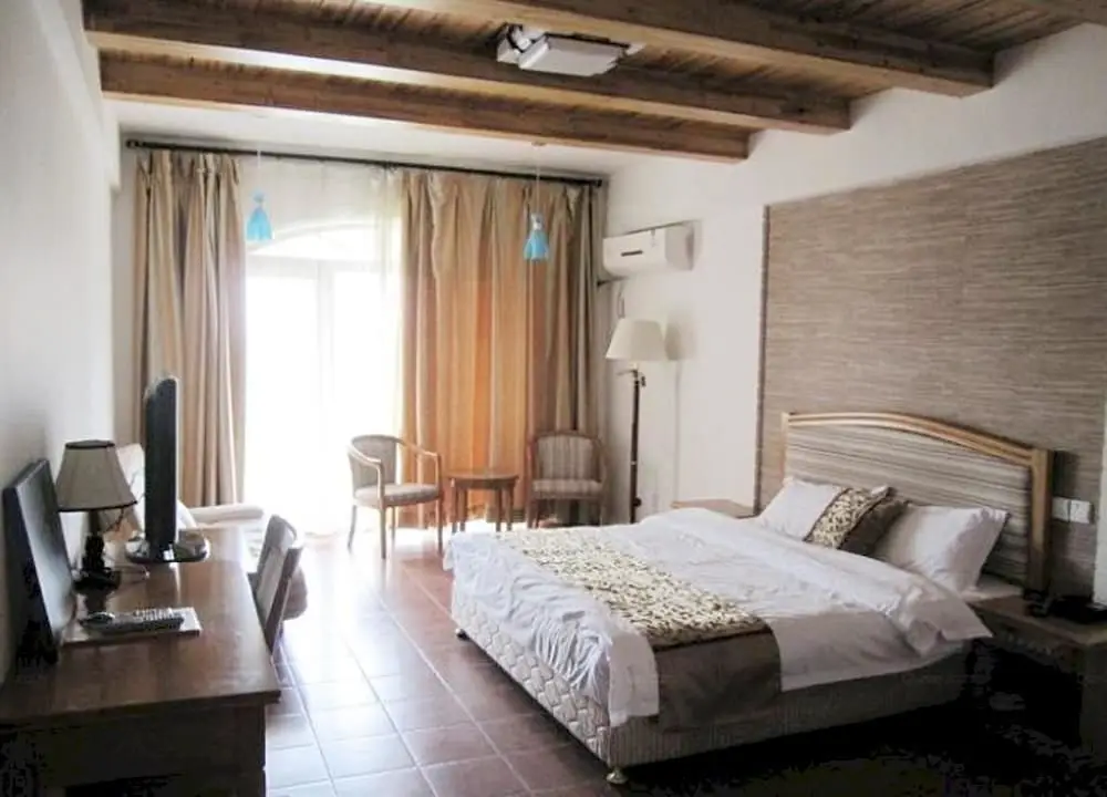 Наньтун: Provence Hotel