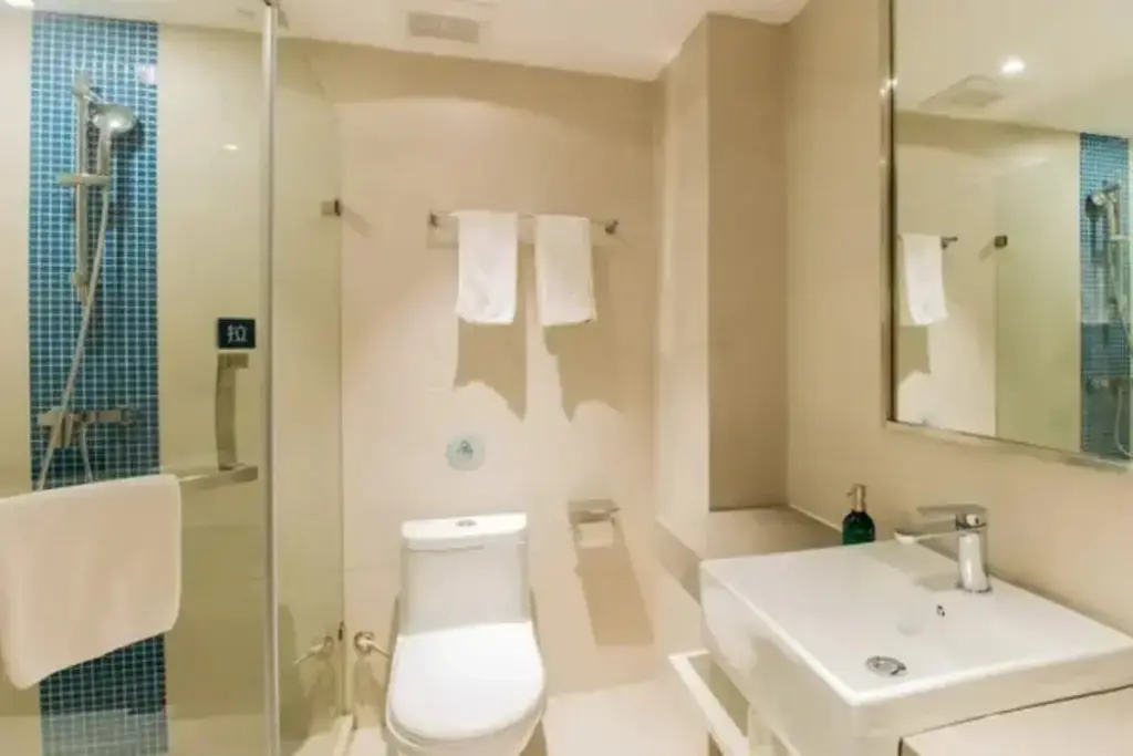 Шанхай: Homeinn Selected Hotel (Shanghai East China Normal University Wujing)