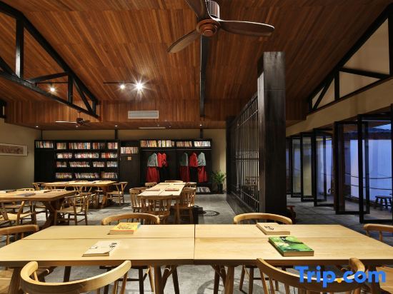 Цзиндэчжэнь: Taoshe Resort Hotel (People's Square Taoyangli Scenic Area Branch)
