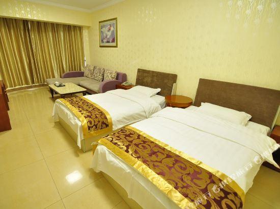 Куньмин: The British Hotel Chain (Kunming Meijing Xincheng)