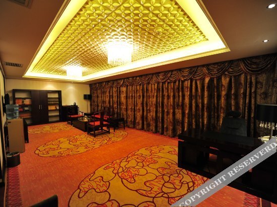 Petroleum Hotel — фото 1