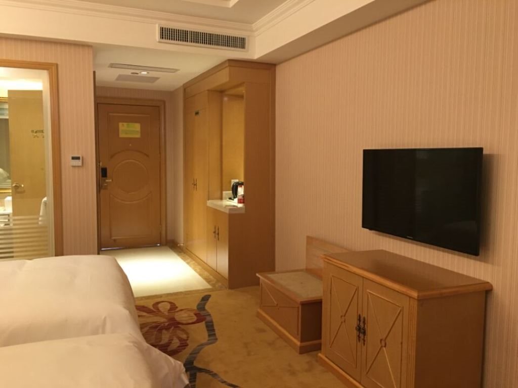 Шэньчжэнь: Vienna Hotel Shenzhen Honghu Branch