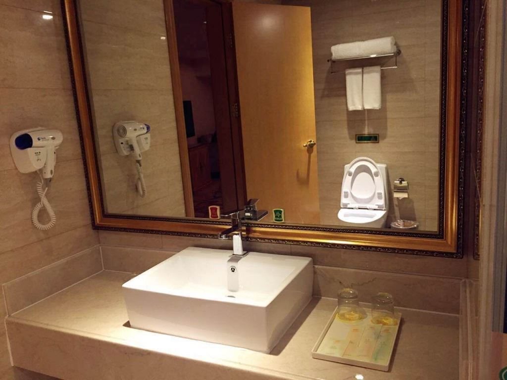 Шэньчжэнь: Vienna Hotel Shenzhen Honghu Branch