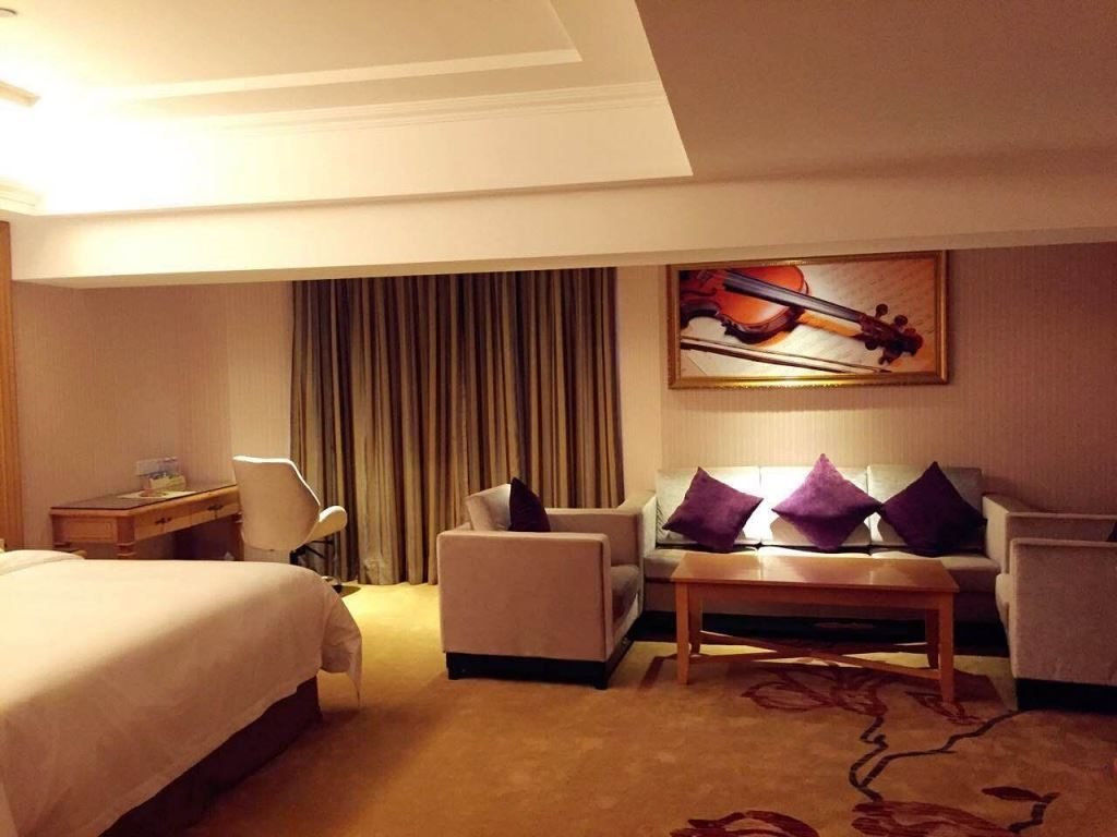 Шэньчжэнь: Vienna Hotel Shenzhen Honghu Branch