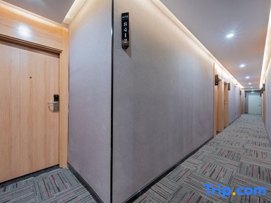 Гуанчжоу: Thank Inn Hotel Guangzhou Zengcheng Gualv Plaza