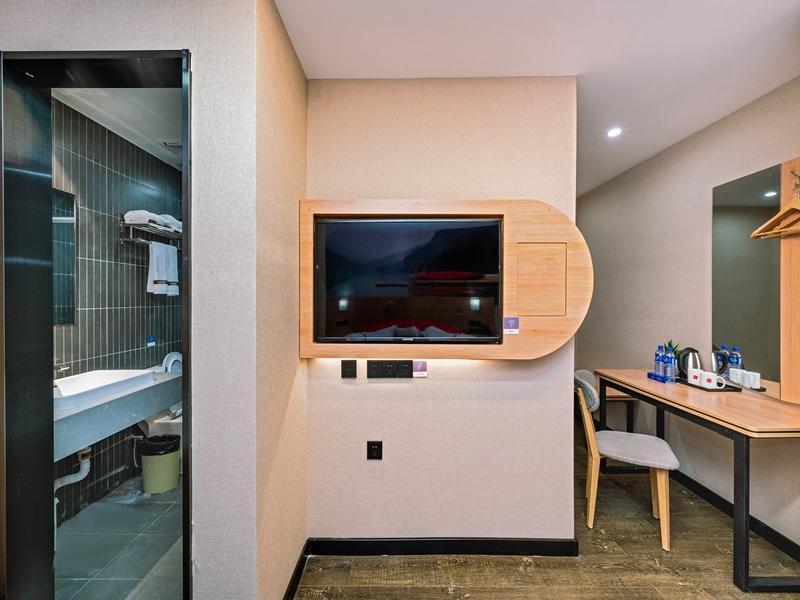 Гуанчжоу: Thank Inn Hotel Guangzhou Zengcheng Gualv Plaza