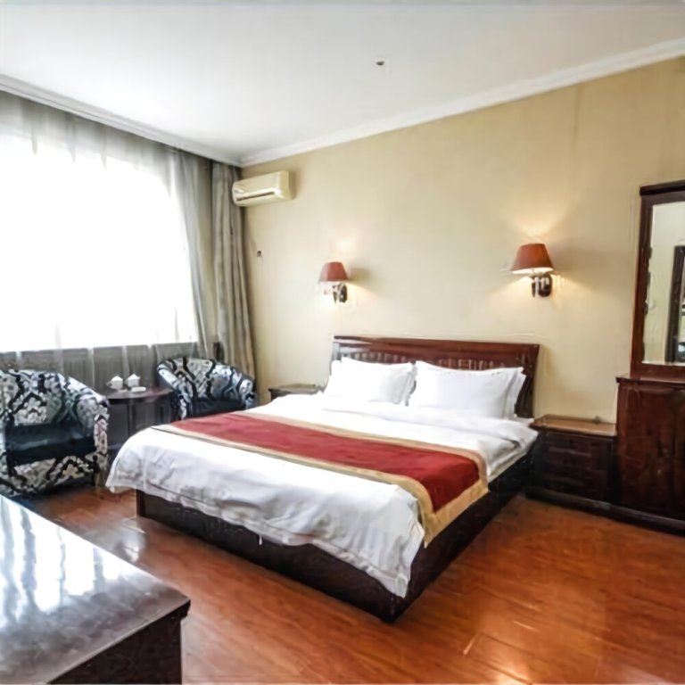 Циньхуандао: James Joyce Coffetel Hotel (Qinhuangdao Development Zone Yanshan University)