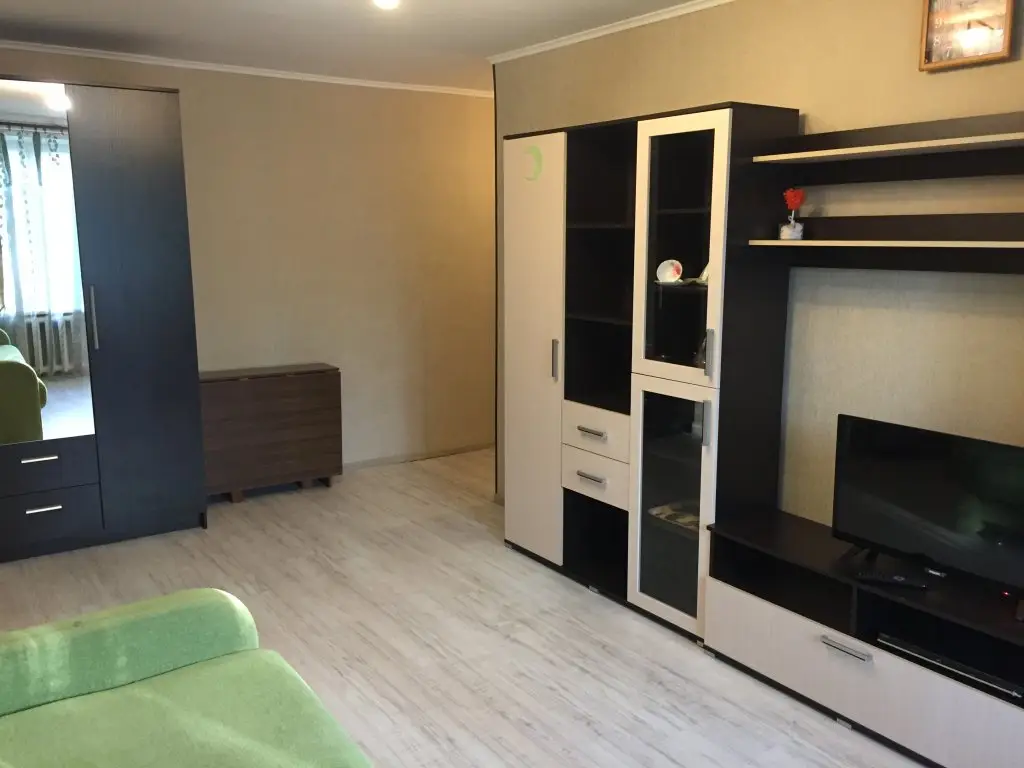 Москва: Apartment on Sevastopolsky prospekt