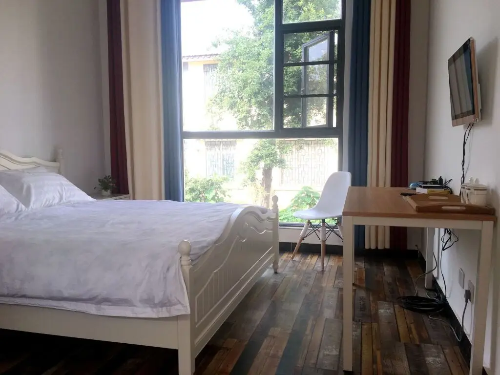 Куньмин: Shi Lin family folk inn