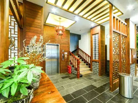 Чжанцзяцзе: Huaxiang Hotel
