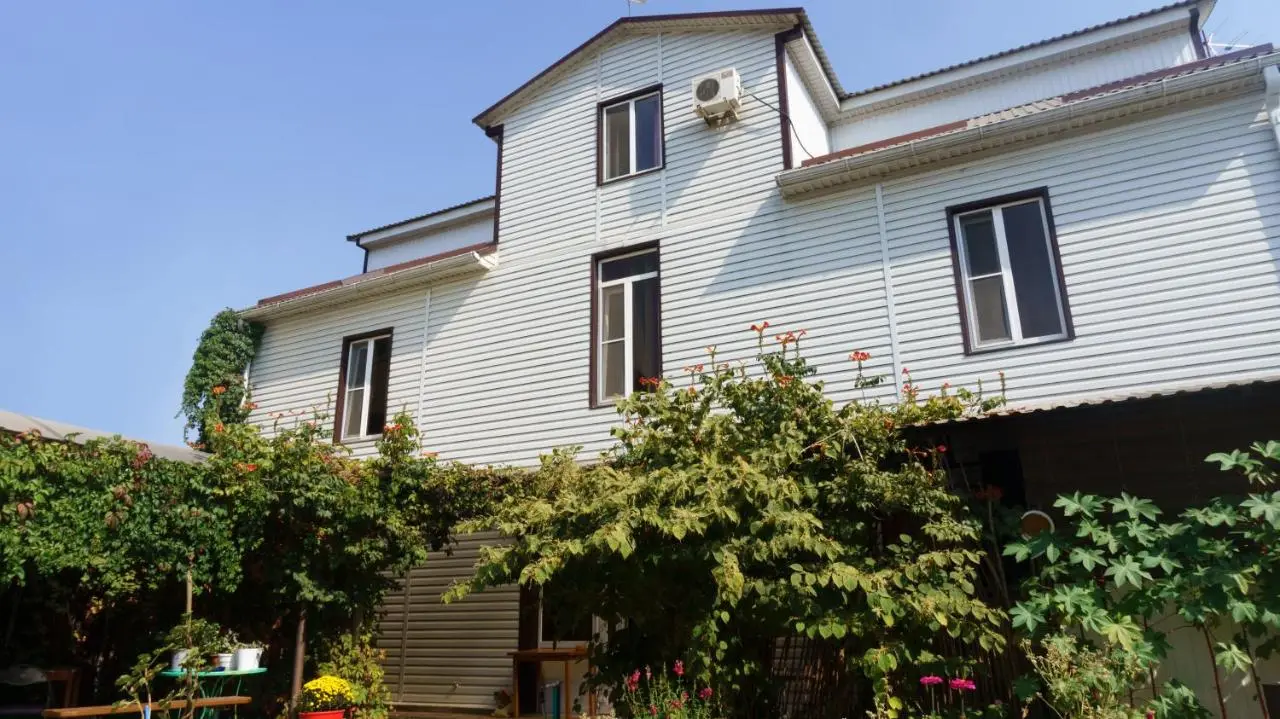 Голубицкая: Domik u Morya Guest House