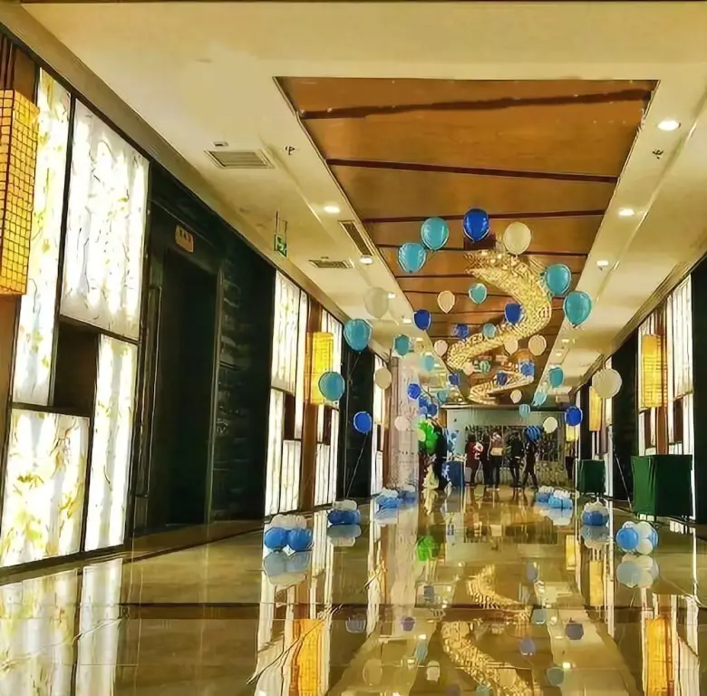Циндао: Qingdao Yunfatins Hotel