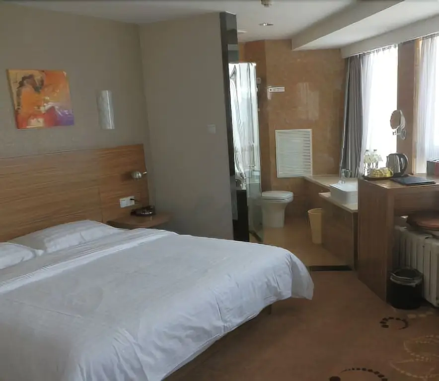 Циндао: Qingdao Yunfatins Hotel