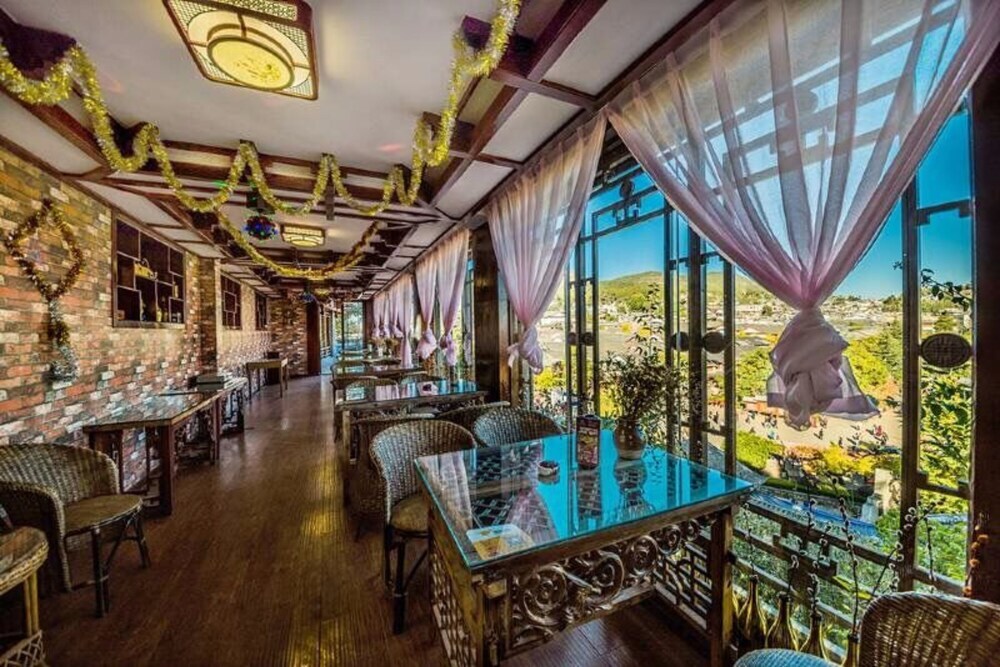 Лицзян: Lijiang Qianxuelou Hotel