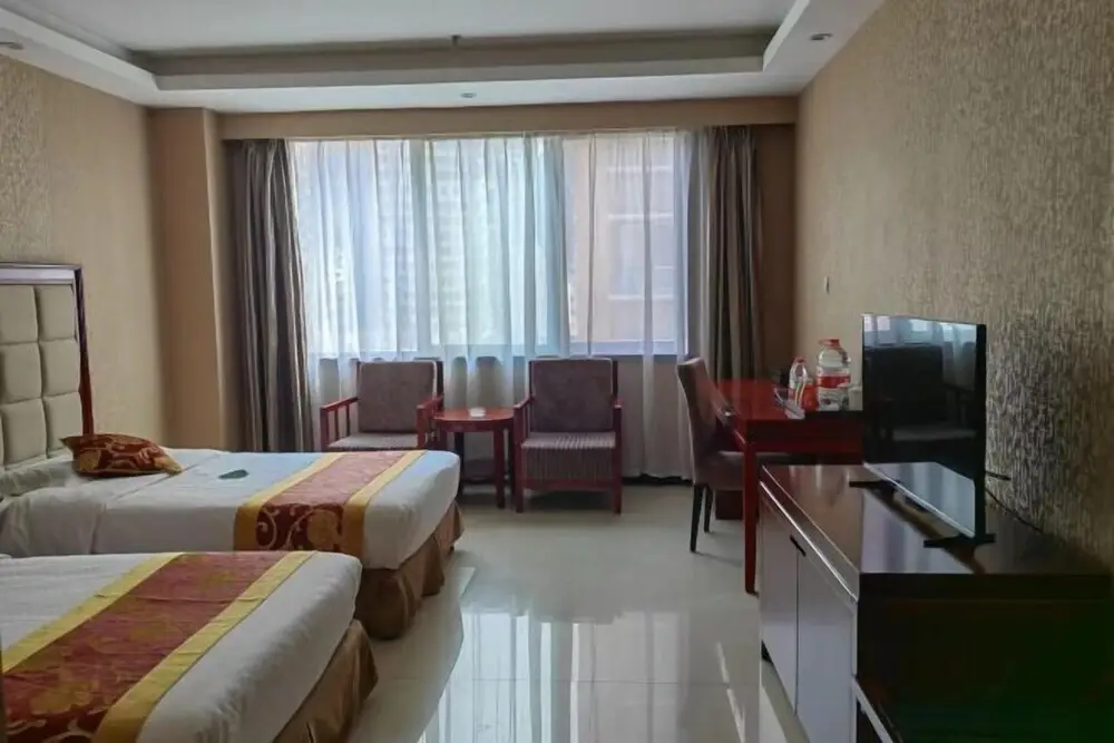 Zhen an Golden Resource Hotel — фото 1